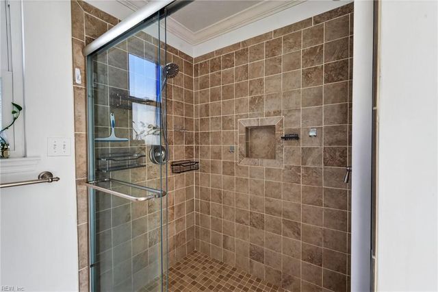 929 Brandermill DR, Chesapeake, VA 23322