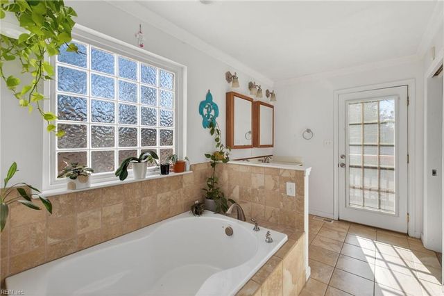 929 Brandermill DR, Chesapeake, VA 23322