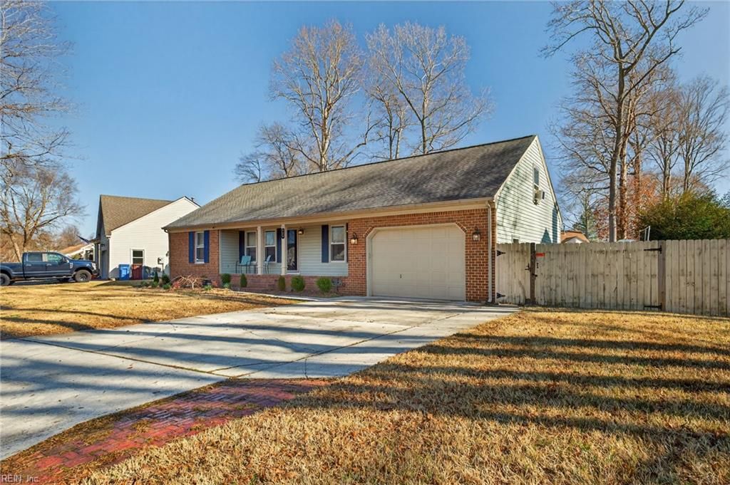 929 Brandermill DR, Chesapeake, VA 23322