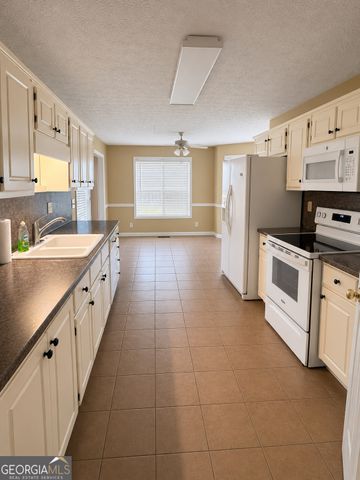 425 Freedom Drive, Mcdonough, GA 30252