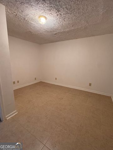 425 Freedom Drive, Mcdonough, GA 30252