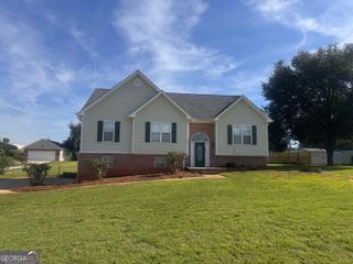 425 Freedom Drive, Mcdonough, GA 30252