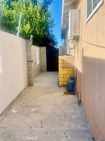 10152 Stanwin, Arleta (los Angeles), CA 91331