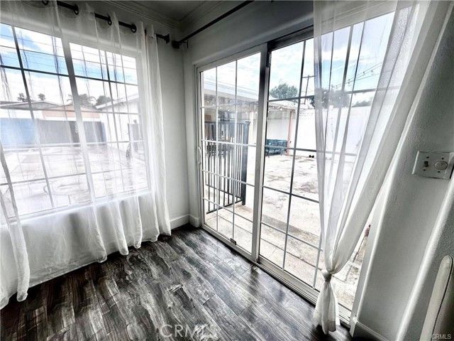 10152 Stanwin, Arleta (los Angeles), CA 91331