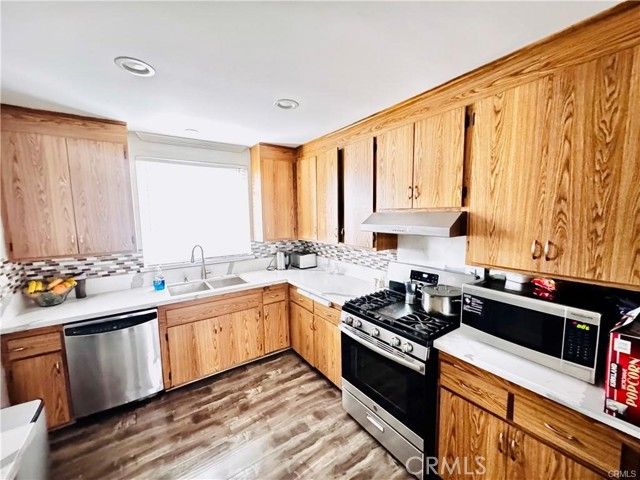 10152 Stanwin, Arleta (los Angeles), CA 91331