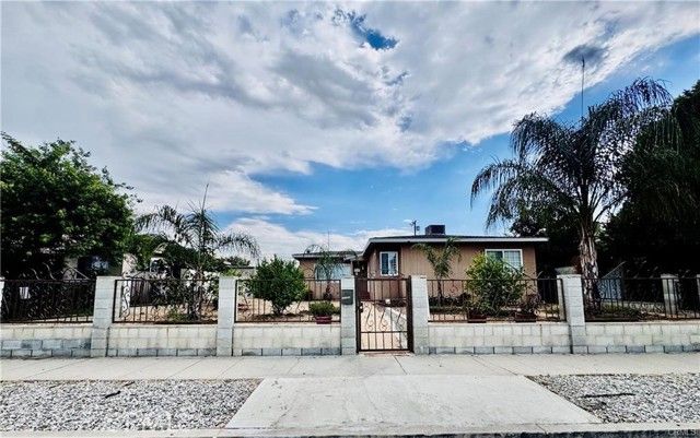 10152 Stanwin, Arleta (los Angeles), CA 91331