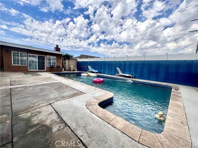 10152 Stanwin, Arleta (los Angeles), CA 91331