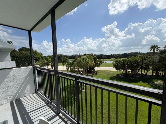 16141 W BLATT Boulevard 413, Weston, FL 33326