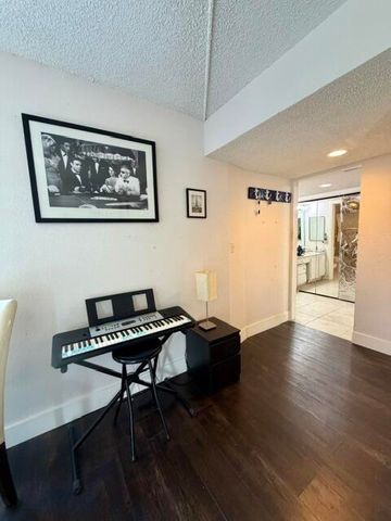 16141 W BLATT Boulevard 413, Weston, FL 33326