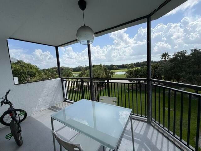 16141 W BLATT Boulevard 413, Weston, FL 33326