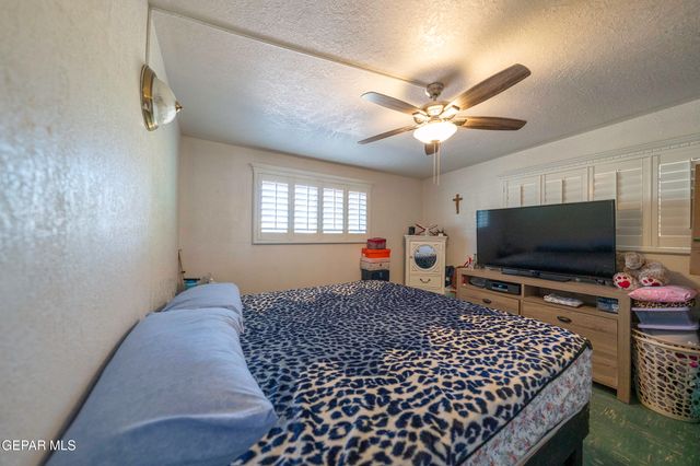 5036 ALPS Drive, El Paso, TX 79904