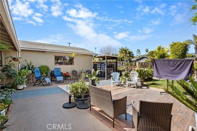 7415 SAN BERGAMO Drive, Goleta, CA 93117
