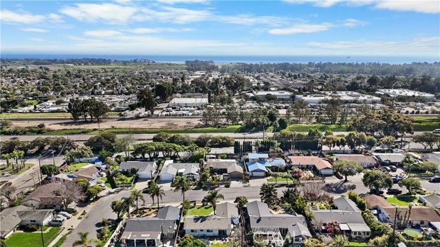 7415 SAN BERGAMO Drive, Goleta, CA 93117