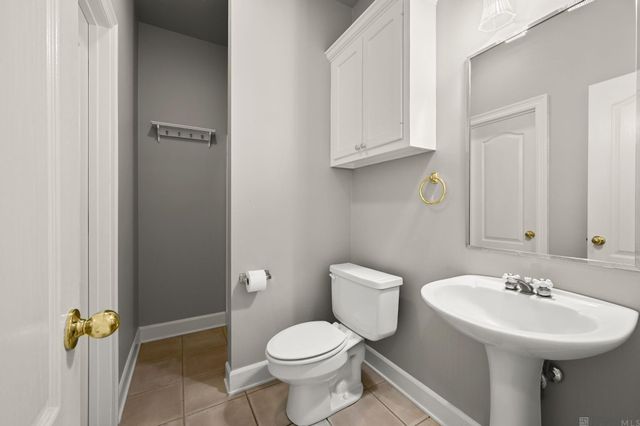 10241 Woodland View Dr, Greenwell Springs, LA 70739