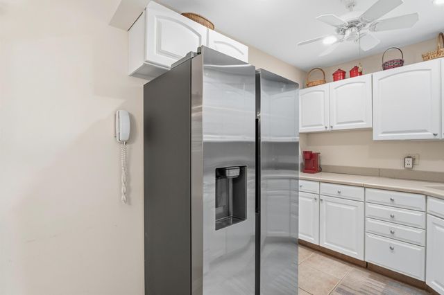 2600 S Kanner Highway F8, Stuart, FL 34994