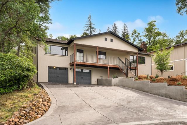 13252 torrey pines, Auburn, CA 95602