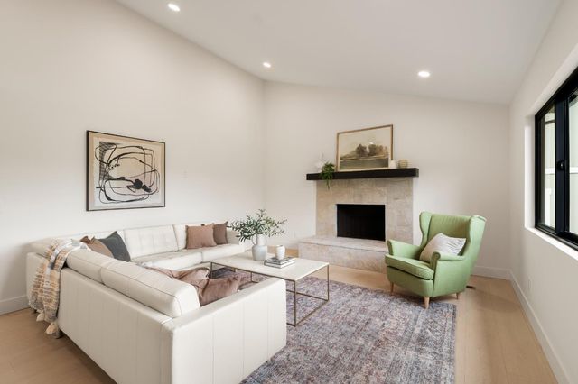 13252 torrey pines, Auburn, CA 95602