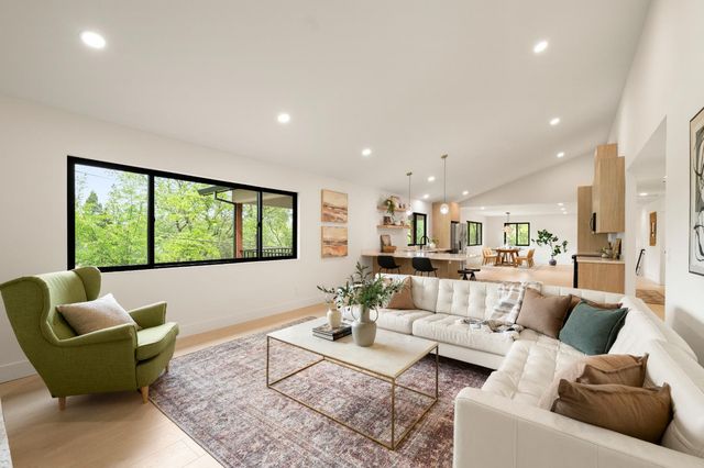 13252 torrey pines, Auburn, CA 95602