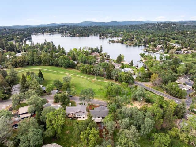 13252 torrey pines, Auburn, CA 95602