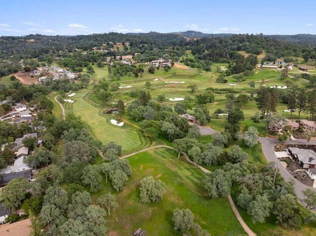 13252 torrey pines, Auburn, CA 95602