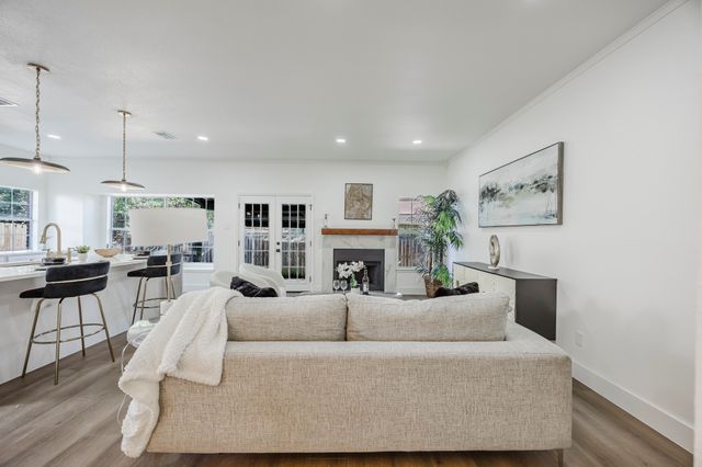 2043 Wanderlust Drive, Lewisville, TX 75067
