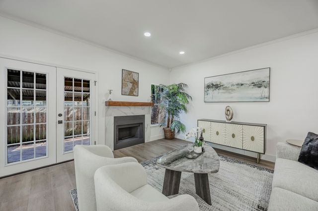 2043 Wanderlust Drive, Lewisville, TX 75067