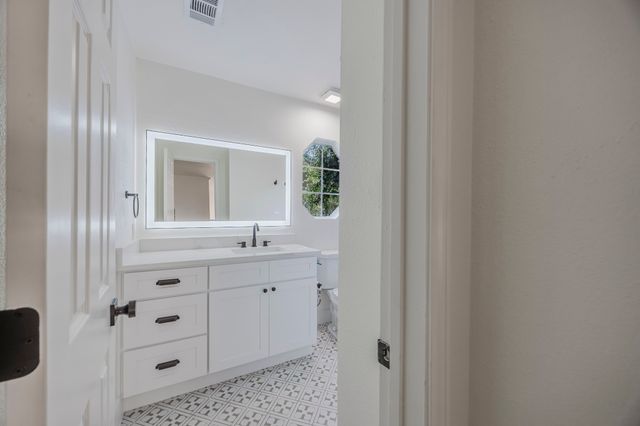 2043 Wanderlust Drive, Lewisville, TX 75067