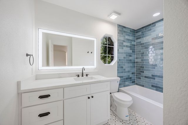 2043 Wanderlust Drive, Lewisville, TX 75067
