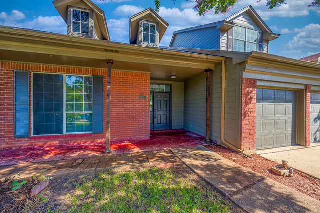 2043 Wanderlust Drive, Lewisville, TX 75067