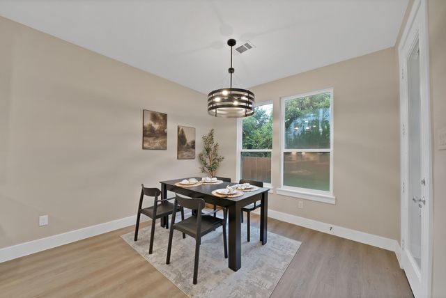 4523 S Ewing Avenue, Dallas, TX 75216