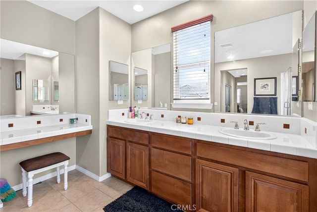28445 Port, Menifee, CA 92585