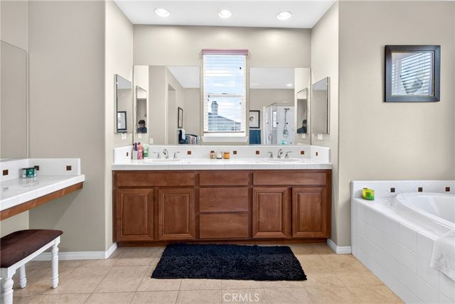 28445 Port, Menifee, CA 92585