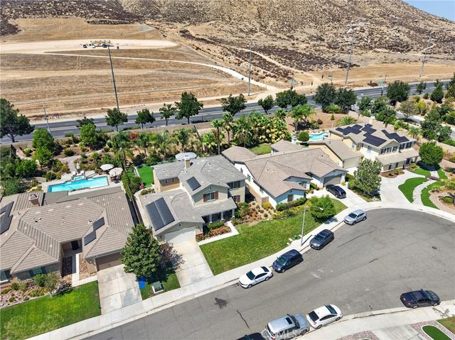 28445 Port, Menifee, CA 92585