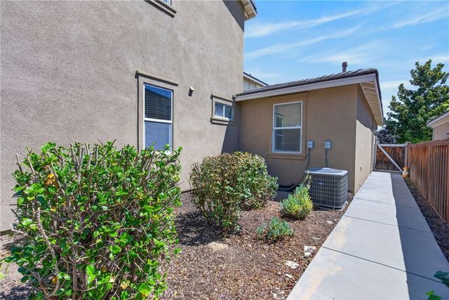28445 Port, Menifee, CA 92585