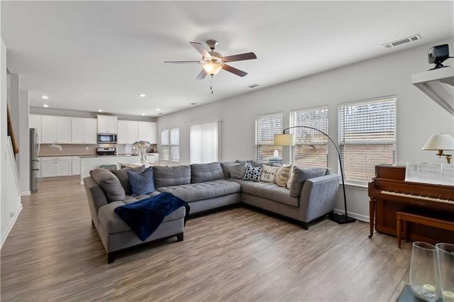 3527 Argent Way, Marietta, GA 30008