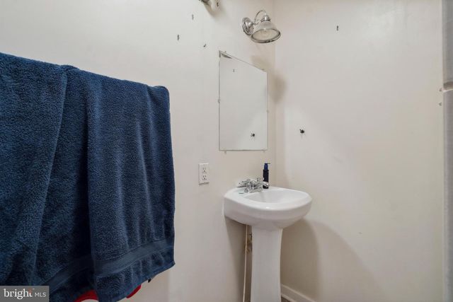 1822 FLEET ST, Baltimore, MD 21231