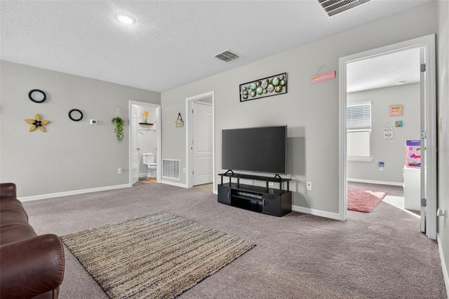 18056 AERO AVENUE, Land O Lakes, FL 34638