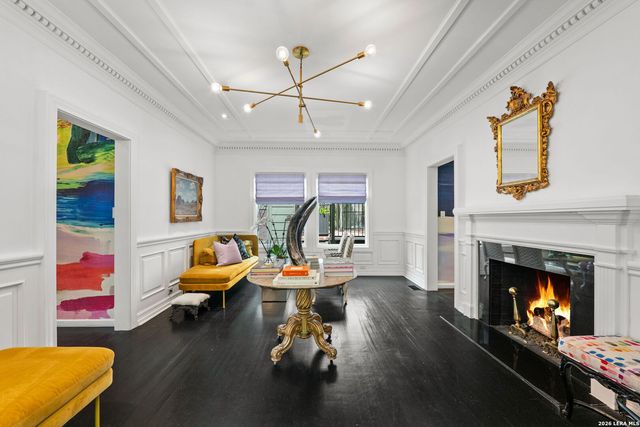 404 Sheraton, Terrell Hills, TX 78209