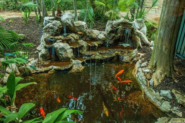 404 Sheraton, Terrell Hills, TX 78209