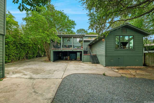 404 Sheraton, Terrell Hills, TX 78209