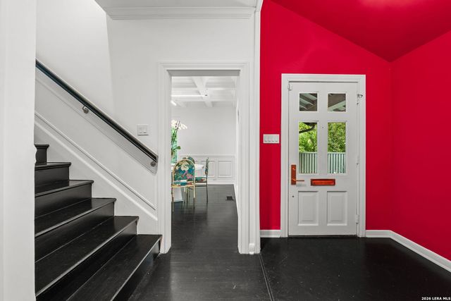 404 Sheraton, Terrell Hills, TX 78209