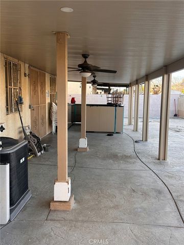 13888 Chestnut, Victorville, CA 92392