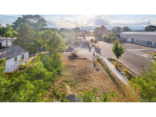 4790 N Vine St, Denver, CO 80216