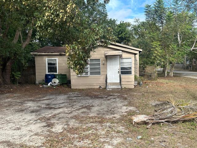 1514 E 99TH AVENUE, Tampa, FL 33612