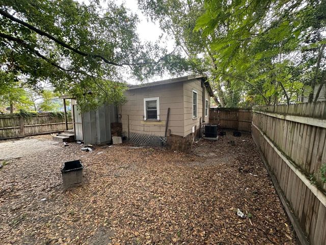 1514 E 99TH AVENUE, Tampa, FL 33612