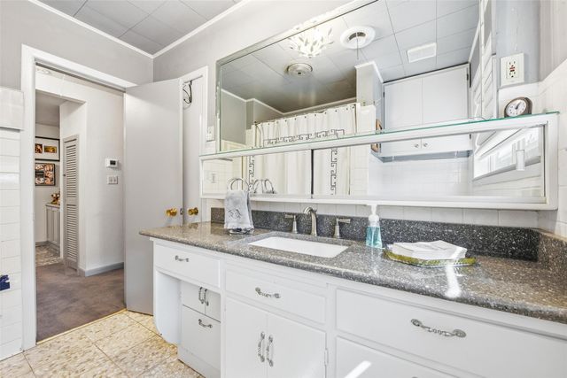 2404 Indian Cove Street, Fort Worth, TX 76108