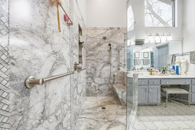 2404 Indian Cove Street, Fort Worth, TX 76108