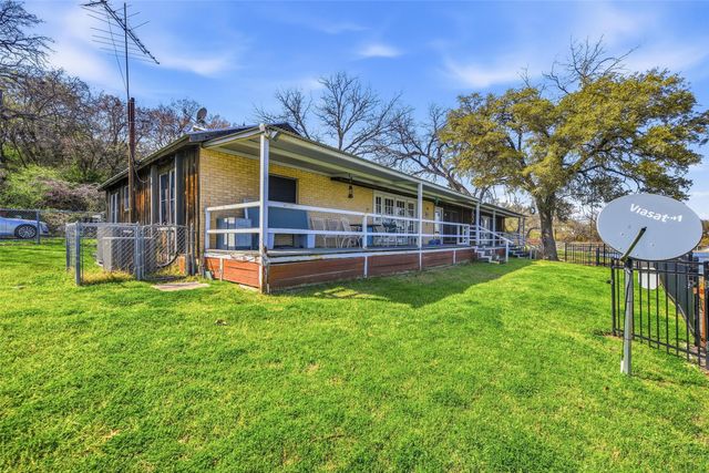 2404 Indian Cove Street, Fort Worth, TX 76108