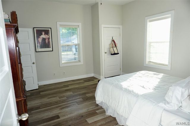 522 MARKET, Moundville, AL 35474