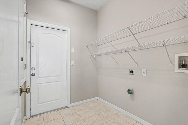 408 THICKET CREST ROAD, Seffner, FL 33584